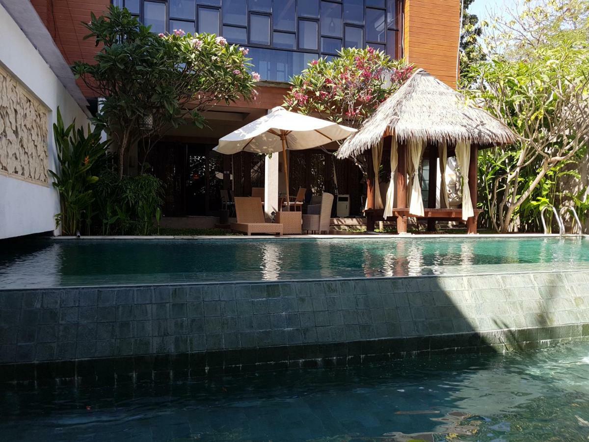 Narisha Guesthouse Kupang  Zewnętrze zdjęcie