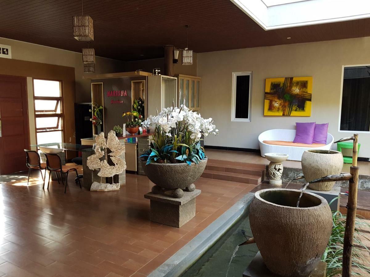 Narisha Guesthouse Kupang  Zewnętrze zdjęcie